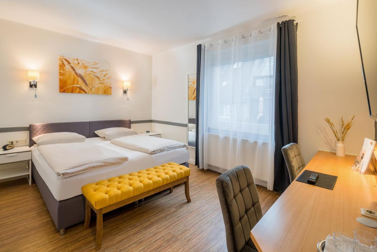 Schaefers Hotel, Self-Check-In, Cafe Und Baecker Am Hotel Вехта Екстериор снимка